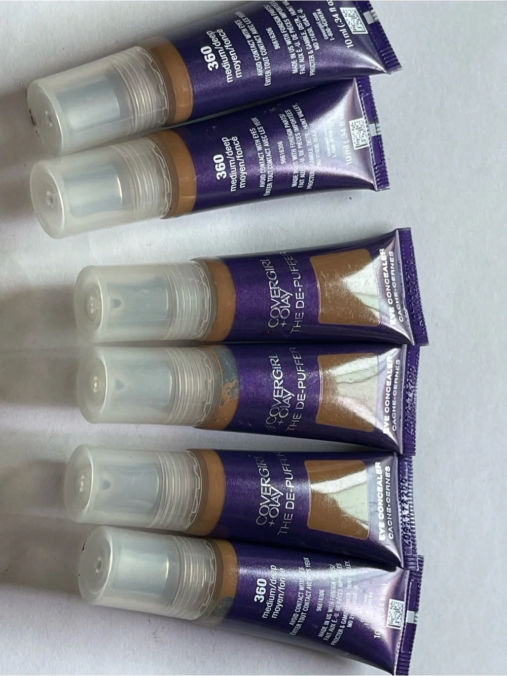 6 CoverGirl + Olay The De-Puffer Eye Concealer 0.34oz  #360 Medium/Deep - Picture 2 of 3